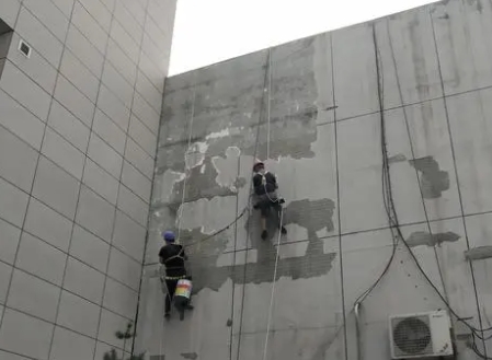 沁水楼顶漏水维修公司分享下沁水外墙防水的注意事项